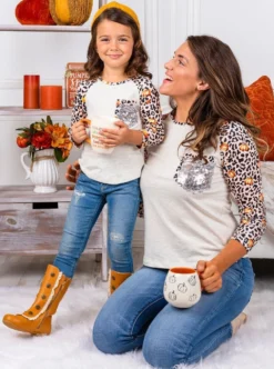Mommy & Me Pumpkin Leopard Raglan Top -Kid's Apparel Sales 20200617 MG 8884