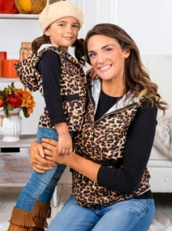 Mommy & Me Top & Leopard Hoodie Vest Set