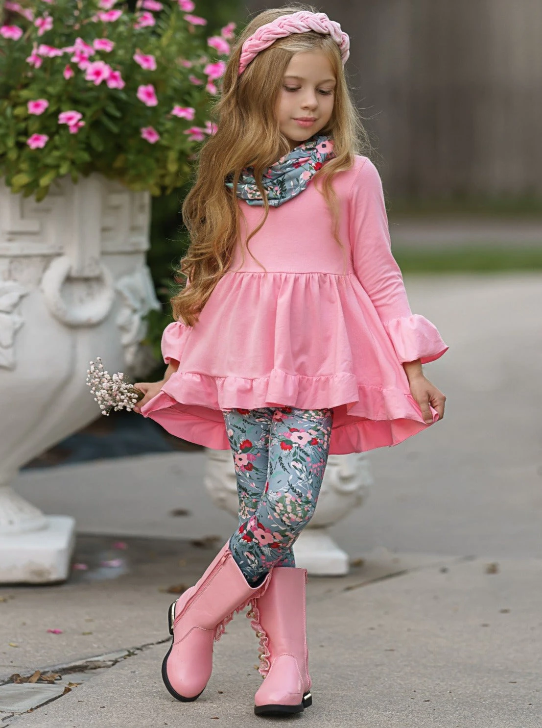 Flawless Hi-Lo Ruffle Tunic, Floral Leggings & Scarf Set 2 Flawless Hi-Lo Ruffle Tunic, Floral Leggings & Scarf Set - Image 2