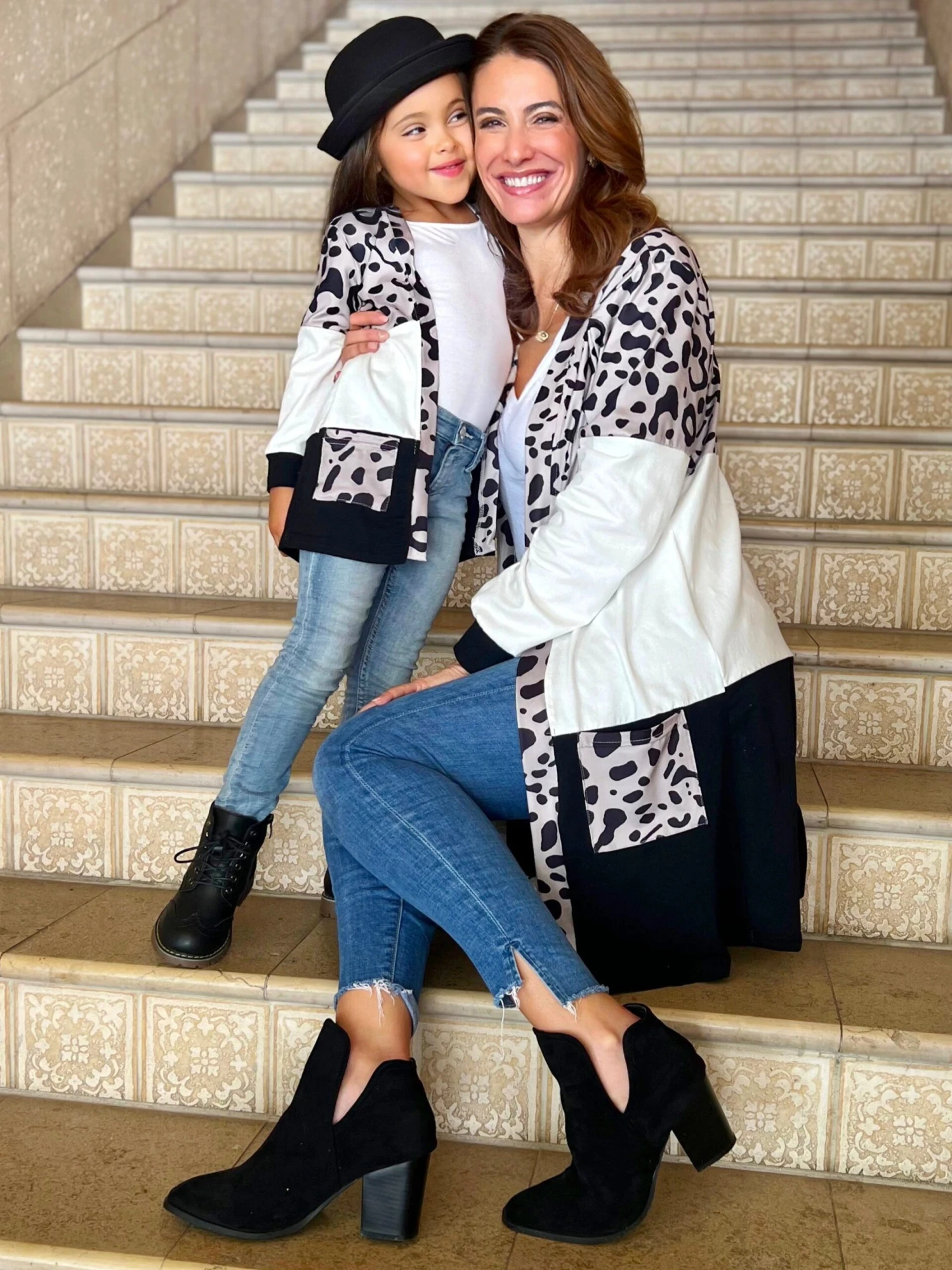 Mommy & Me Snuggle Up Oversized Colorblock Cardigans 2 Mommy & Me Snuggle Up Oversized Colorblock Cardigans - Image 2