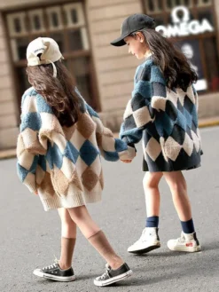 Such A Scholar Diamond Plaid Oversized Cardigan -Kid's Apparel Sales a8ea44d13c0c8fd555814b65c2ee9164 40ebf218 29c8 40a2 84ab 84ffe6e0e39f